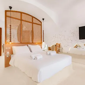 Faos Exclusive , Ornos (Mykonos) Greece